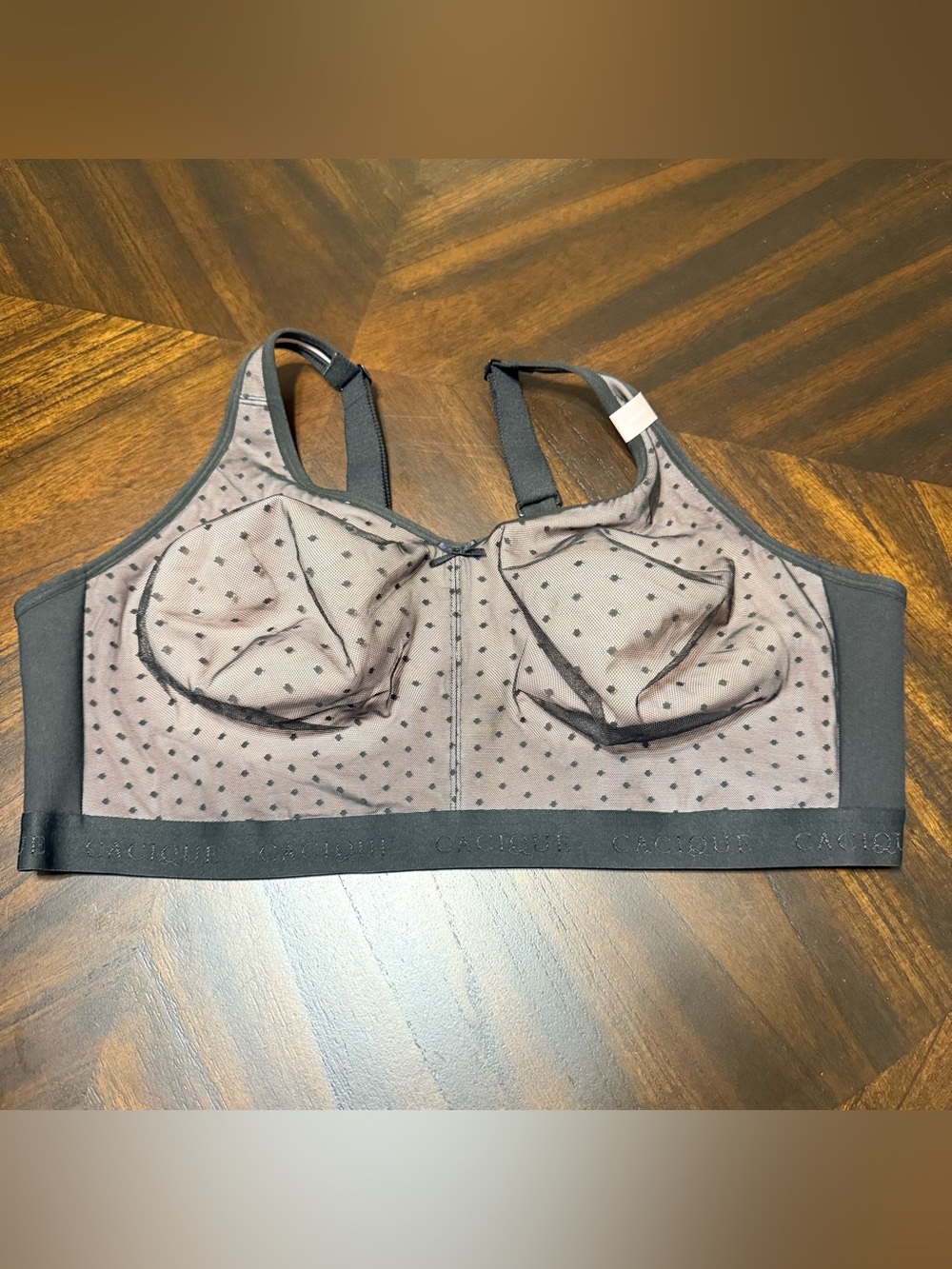 NWOT Cacique 48DDD women’s bra lined not padded no wire Hooks Adjustable Straps